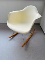 Vitra eames plastic armchair, Huis en Inrichting, Stoelen, Ophalen, Kunststof, Wit, Zo goed als nieuw