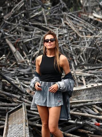 Unieke poster Charlotte de Witte beschikbaar voor biedingen