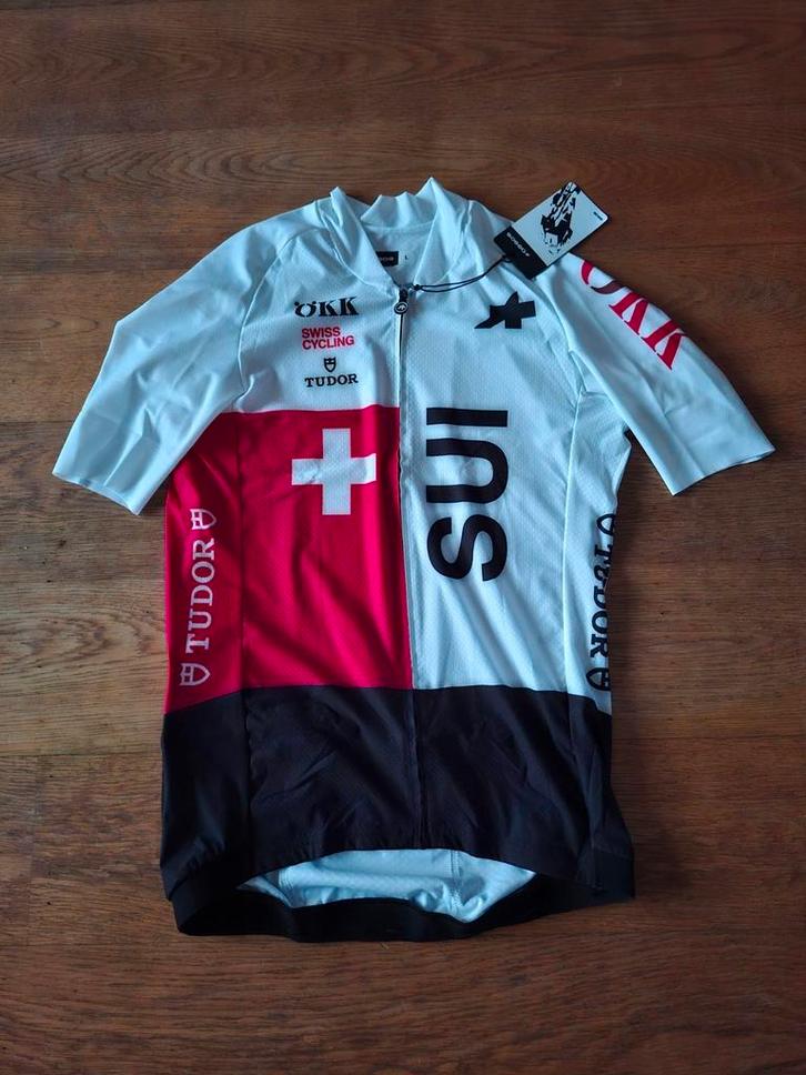 Assos SS Tudor Team Suisse Fietsshirt L NIEUW, Fietsen en Brommers, Fietsaccessoires | Fietskleding, Nieuw, L, Verzenden