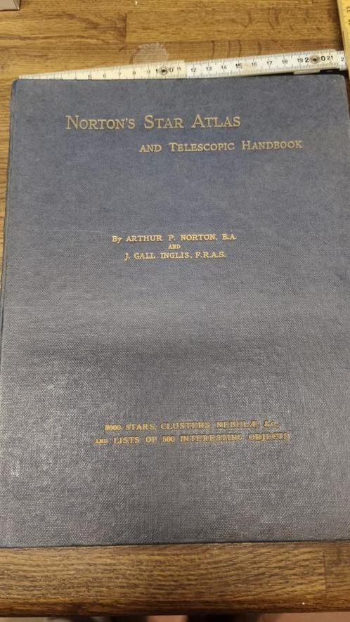 NORTON'S Star Atlas and TELESCOPIC Handbook., Boeken, Wetenschap, Gelezen, Ophalen of Verzenden