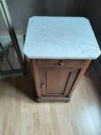 antiek nachtkastje, Enlèvement