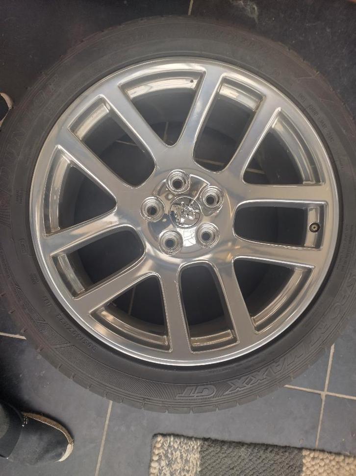 Set Dodge RAM SRT velgen 22", Auto-onderdelen, Banden en Velgen, Velg(en), Zomerbanden, Overige maten, 305 mm, Terreinwagen, Gereviseerd