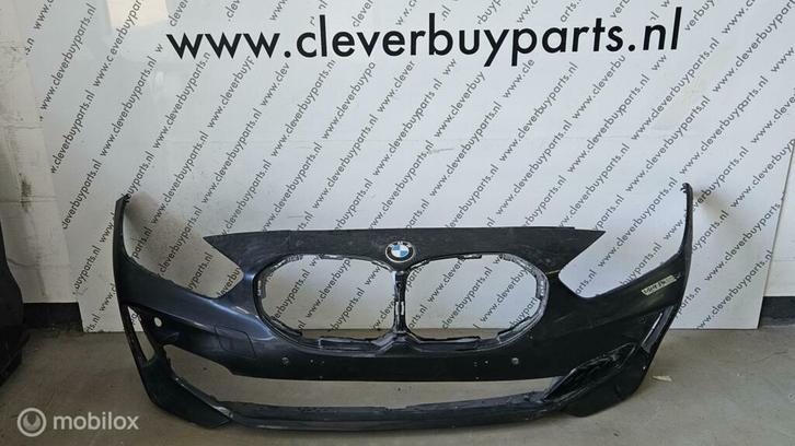 Voorbumper origineel BMW 1-serie F40 ('19-'24) 51118070928, Auto-onderdelen, Carrosserie, Bumper, BMW, Voor, Gebruikt, Ophalen of Verzenden