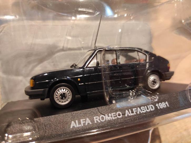 Alfasud Carabinieri 1981 1:43 in blisterverpakking, Hobby en Vrije tijd, Modelauto's | 1:43, Nieuw, Ophalen of Verzenden