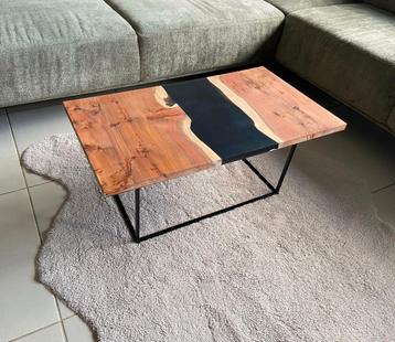 Salontafeltjes beschikbaar voor biedingen