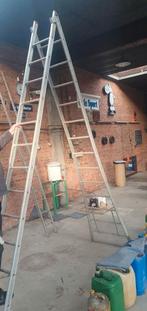 Échelle 1=2 = 2 x 13 marches 95 euros étroite
Échelle 3 = 50, Enlèvement, Échelle