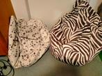 2 poufs avec motif animalier, Maison & Meubles, Sièges-poires, Pouf, Enlèvement, Utilisé, Autres couleurs