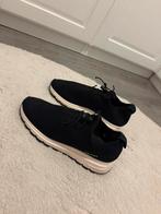 Prada sneakers 41, Ophalen, Zo goed als nieuw, Zwart, Sneakers