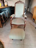 Opazetel en bijhorende poef, Ophalen