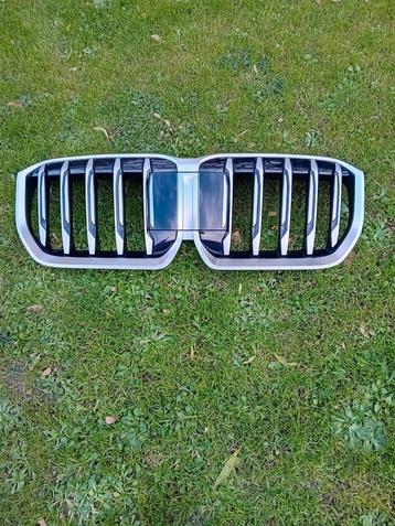 Calandre bmw x1 U11 origine  beschikbaar voor biedingen