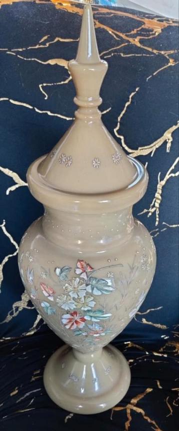 rare vase (emphore) vintage en opaline, peint à la main  beschikbaar voor biedingen