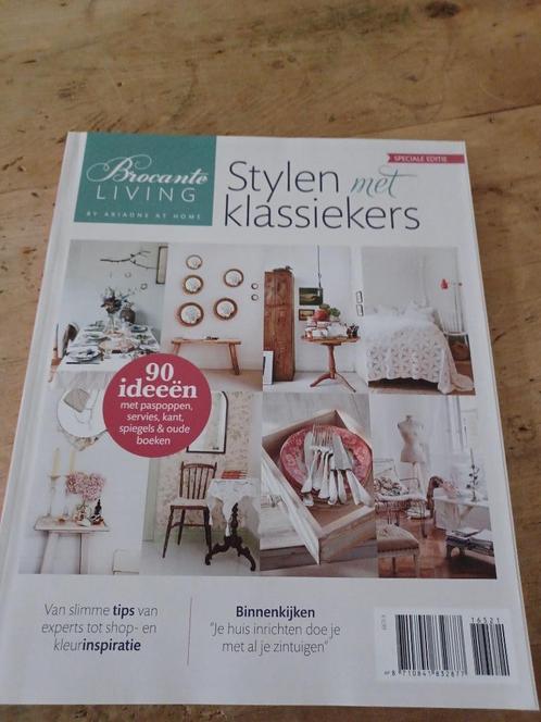 Tijdschrift BROCANTE LIVING   Stijlen met klassiekers, Livres, Journaux & Revues, Enlèvement ou Envoi