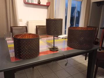 2 zeer mooie designverlichting+lampenkap  beschikbaar voor biedingen