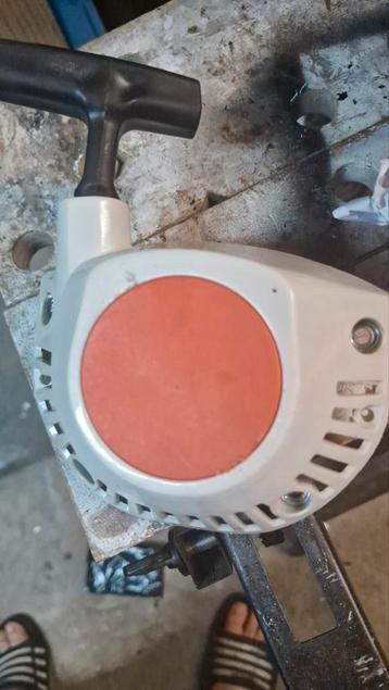 Lanceur de débroussailleuse STIHL FS 360 0493 96 00 51  beschikbaar voor biedingen