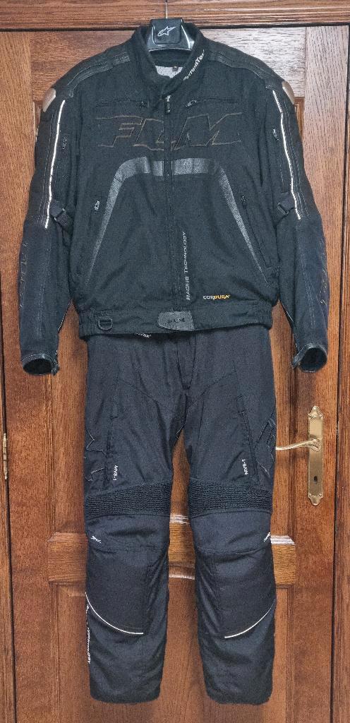 FLM motorpak Jas en broek, Motos, Vêtements | Vêtements de moto, Combinaison, Hommes, Seconde main, Enlèvement ou Envoi