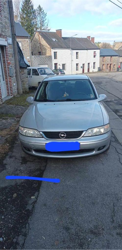 Opel vectra à vendre, Auto's, Opel, Particulier, Vectra, Airbags, Airconditioning, Centrale vergrendeling, Elektrische buitenspiegels