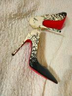 Escarpins Louboutin pointure 36, Enlèvement ou Envoi, Autres couleurs, Escarpins, Comme neuf
