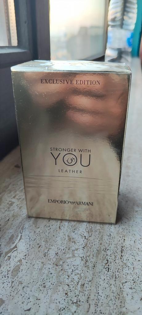 Armani Exclusive Edition Stronger With You lederen parfum, Handtassen en Accessoires, Uiterlijk | Parfum, Nieuw, Ophalen of Verzenden