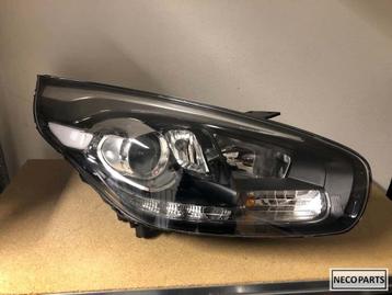 Kia carens led koplamp rechts geen xenon origineel  beschikbaar voor biedingen