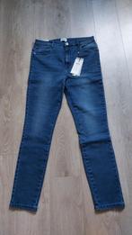 Nieuwe jeans Only maat XL (tailleert klein!) L30, Nieuw, Blauw, W30 - W32 (confectie 38/40), Ophalen of Verzenden