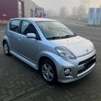 Daihatsu Sirion 1.3 Benzine, Auto's, Daihatsu, Voorwielaandrijving, Stof, Zwart, 4 cilinders