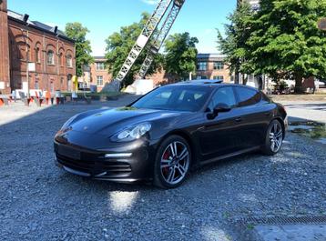Porsche Panamera 3.0d Xenon/Luchtvering/Schuifdak/Chrono/20" beschikbaar voor biedingen