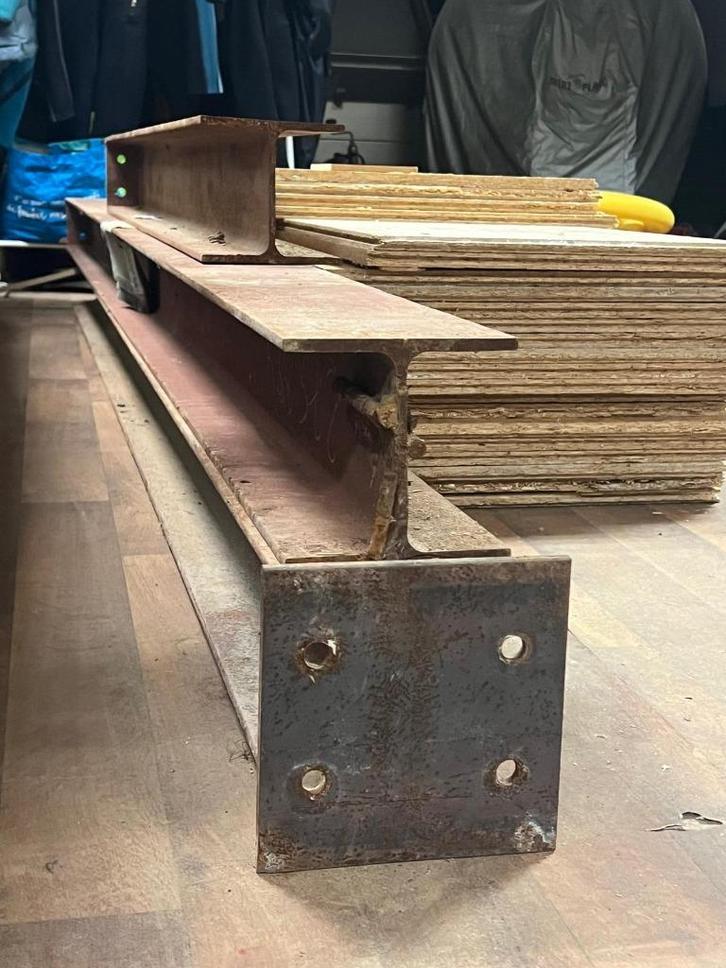 Poutre metal HEA 160, Doe-het-zelf en Bouw, Metalen, Zo goed als nieuw, IJzer, Ophalen