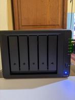 Synology DS1525+ met 4x Synology HAT3310-16T, Computers en Software, NAS, Ophalen, Zo goed als nieuw