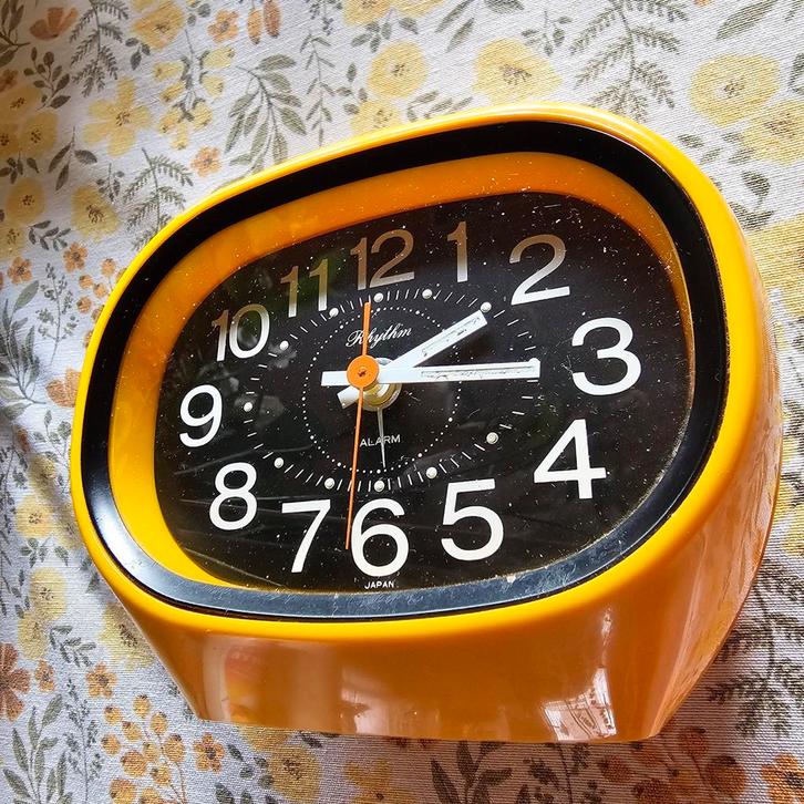 Rhythm.  Japan. Jaren 60-70., Elektronische apparatuur, Wekkers, Zo goed als nieuw, Analoog, Ophalen of Verzenden