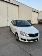 Skoda fabia 1.2 benzine Bj 2013(EURO5) 159000km GEKEURD, 1198 cc, Wit, Bedrijf, Handgeschakeld
