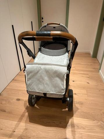 Buggy beschikbaar voor biedingen
