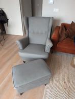 IKEA armchair & footstool Strandmon, Huis en Inrichting, Ophalen, Zo goed als nieuw