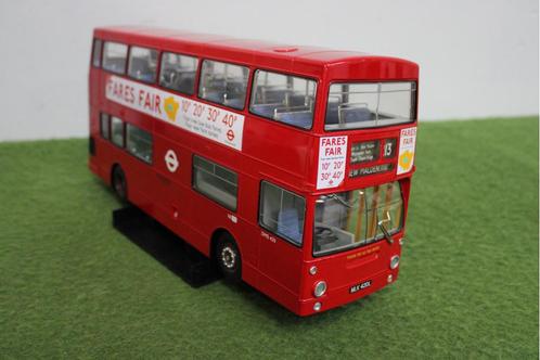Londen Dubbeldekker Bus, Hobby en Vrije tijd, Modelauto's | 1:18