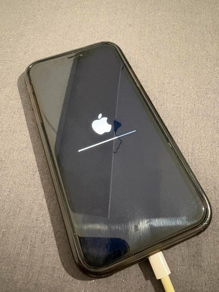 Iphone 11, Telecommunicatie, Mobiele telefoons | Apple iPhone, Gebruikt, 64 GB, Zonder abonnement, Zonder simlock, iPhone 11, Zwart