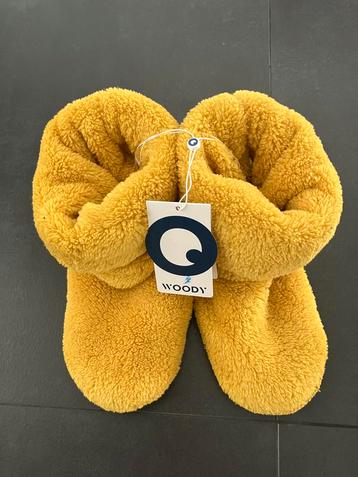 Woody sloefen curry yellow - maat 34-37 - nieuw beschikbaar voor biedingen