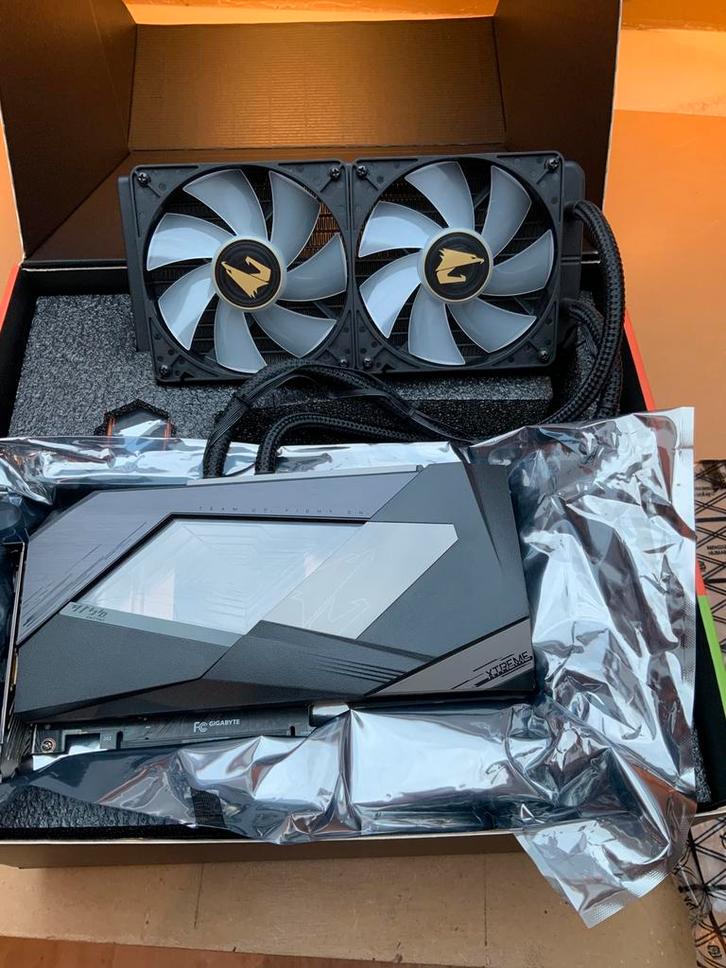 GeForce RTX 3080 Ti Watergekoeld Gigabyte AORUS XTREME, Computers en Software, Videokaarten, Gebruikt, Nvidia, PCI-Express 4.0
