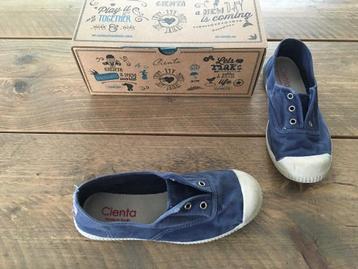 CIENTA, mocassins bleus taille 33