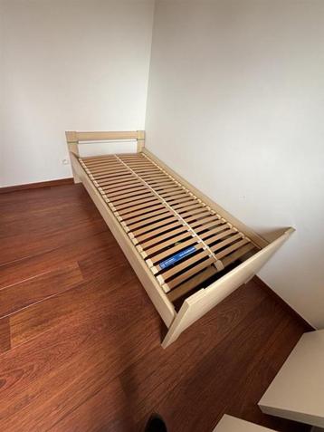 bed beschikbaar voor biedingen