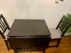 IKEA houten eettafel met 2 zwarte stoelen – Uitschuifbaar, Ophalen