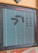 Table de travail en nid d’abeille gravure laser 300  300 mm, Bricolage & Construction, Enlèvement ou Envoi, Neuf, Moins de 130 cm