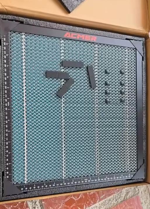 Table de travail en nid d’abeille gravure laser 300  300 mm, Doe-het-zelf en Bouw, Tekentafels, Nieuw, Minder dan 130 cm, Ophalen of Verzenden