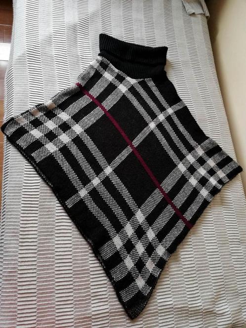 Poncho met rolkraag, 1 maat, warm, Kleding | Dames, Overige Dameskleding, Nieuw, Ophalen of Verzenden