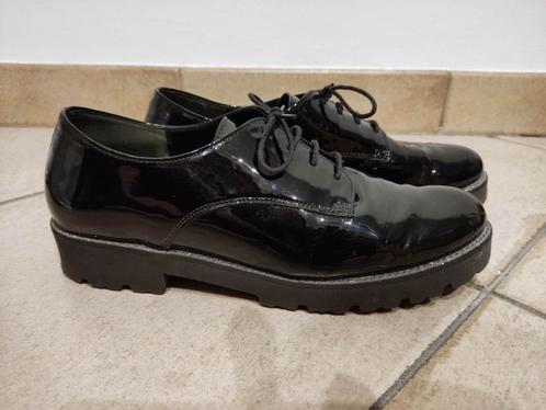Stijlvolle laklederen veterschoenen van Gabor, maat 39, Kleding | Dames, Schoenen, Gedragen, Zwart, Ophalen of Verzenden