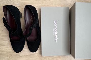 Chaussures Comodaidea noires daim T41 Made in Italy beschikbaar voor biedingen