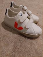 Lederen meisjessneakers van VEJA!!, Ophalen