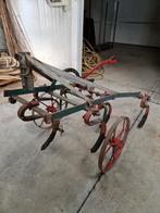 Één antieke Egge, Enlèvement