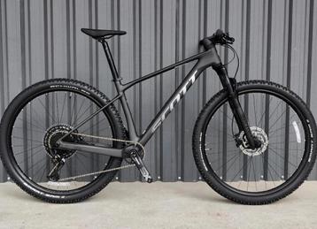 NIEUW: Scott Scale 940 carbon mtb maat M (1.70-1.77m) beschikbaar voor biedingen