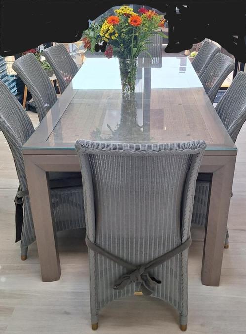 Tafel + gratis rieten stoelen, Huis en Inrichting, Tafels | Eettafels, Gebruikt, 50 tot 100 cm, 200 cm of meer, Vijf personen of meer