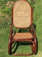 Rocking chair Thonet stijl / antieke schommelstoel, Huis en Inrichting, Ophalen, Riet of Rotan