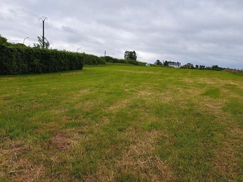 Bouwgrond ( open bebouwing) van 10 are te koop in  Beauwelz, Immo, Gronden en Bouwgronden